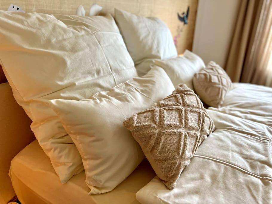 Bali Home Stylische Wohnung Mit Terrasse Schönefeld Εξωτερικό φωτογραφία